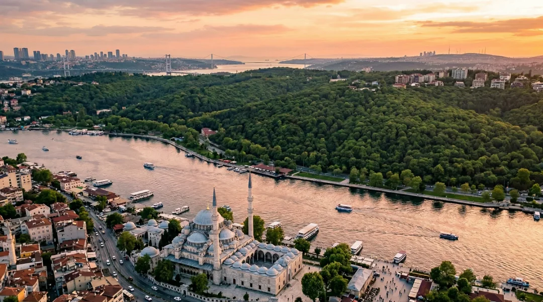 معرفی جامع منطقه ایوب سلطان استانبول: از قلب تاریخ تا زندگی فوق‌لوکس مدرن