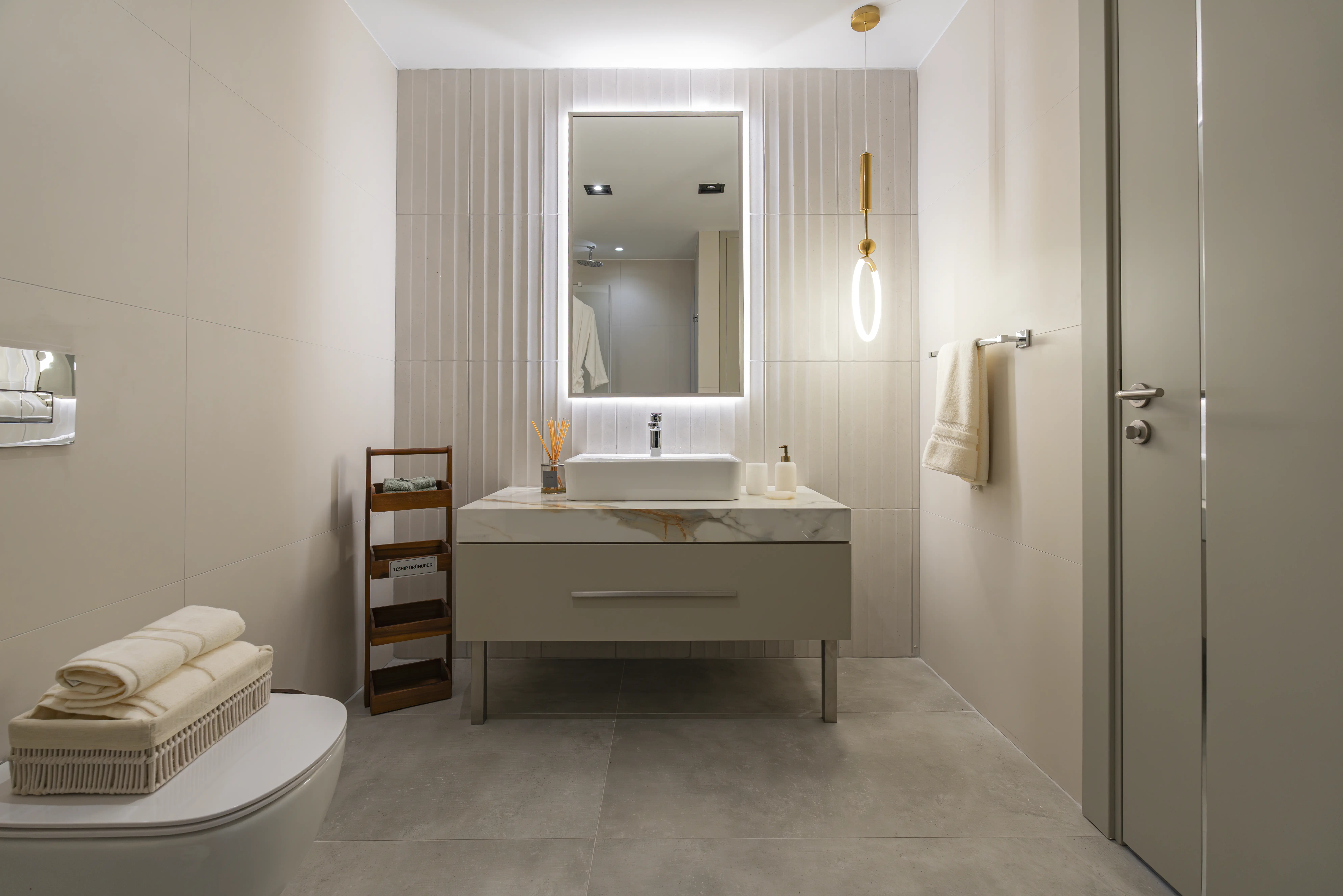 İstanbul Kartal’da denize sıfır satılık daireler