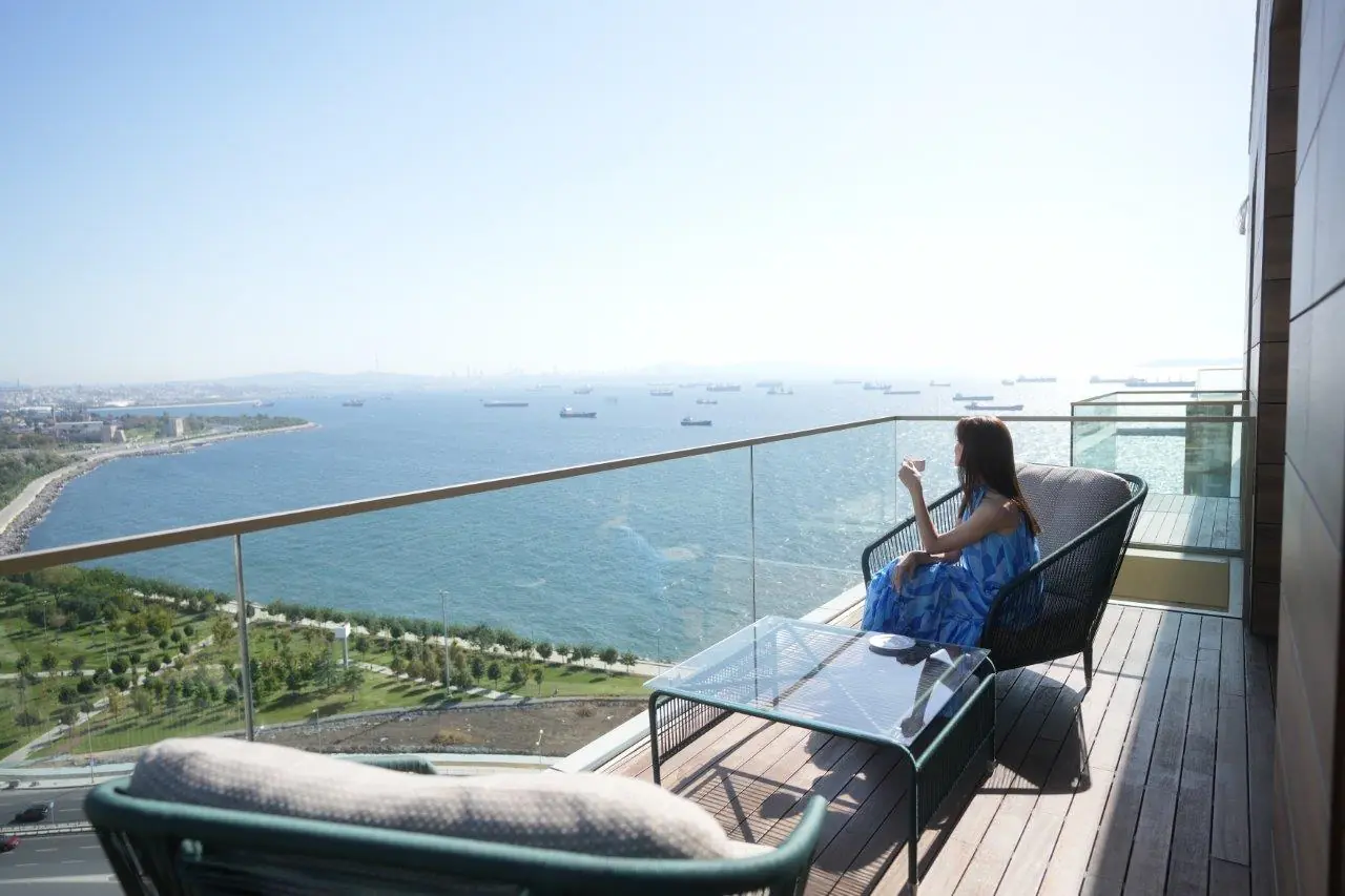 Buy an apartment with sea view in Zeytinburnu, Istanbul