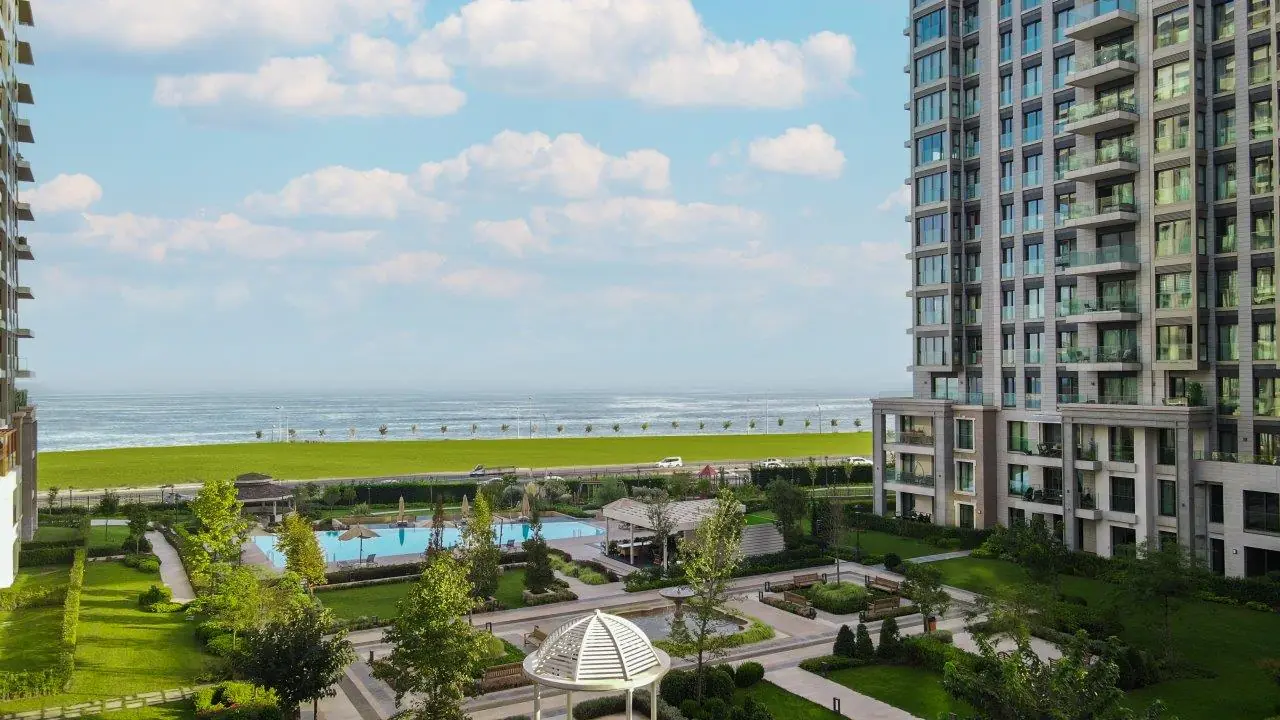 Buy an apartment with sea view in Zeytinburnu, Istanbul