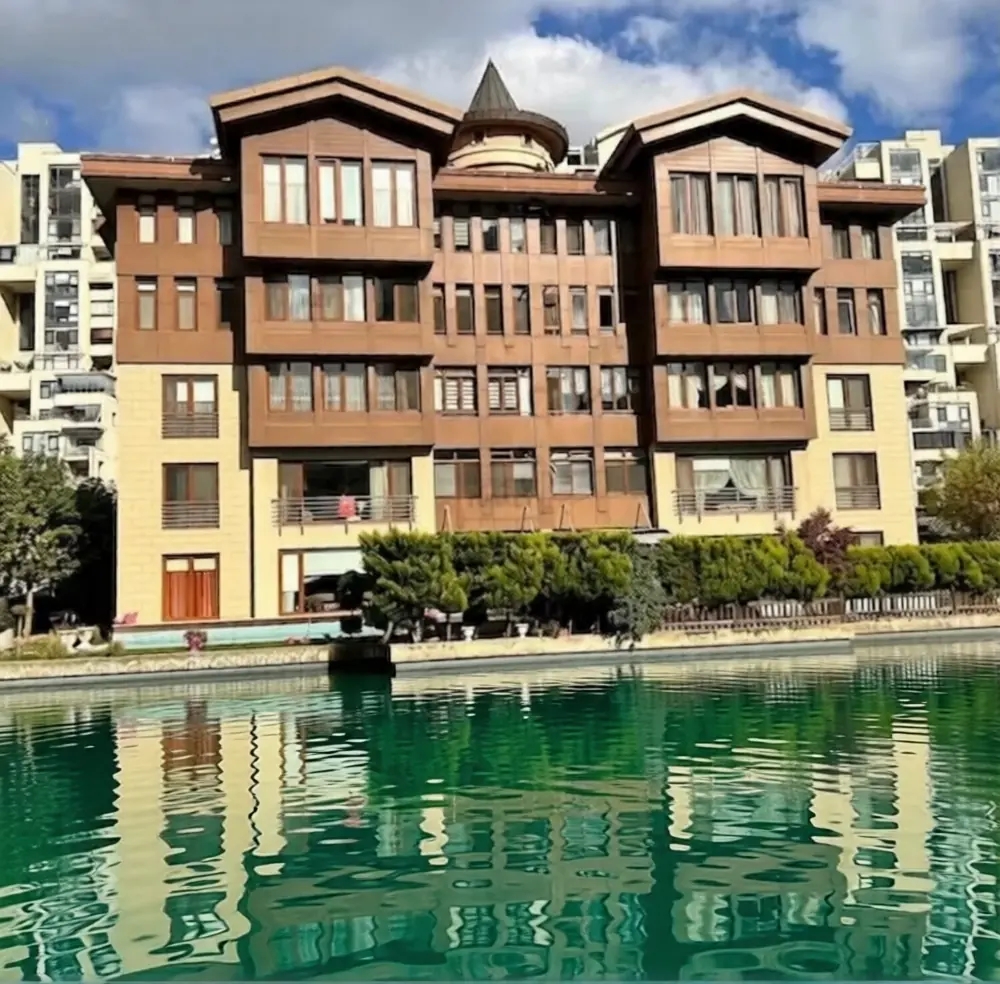 مجتمع مسکونی خانوادگی در هالکالی استانبول