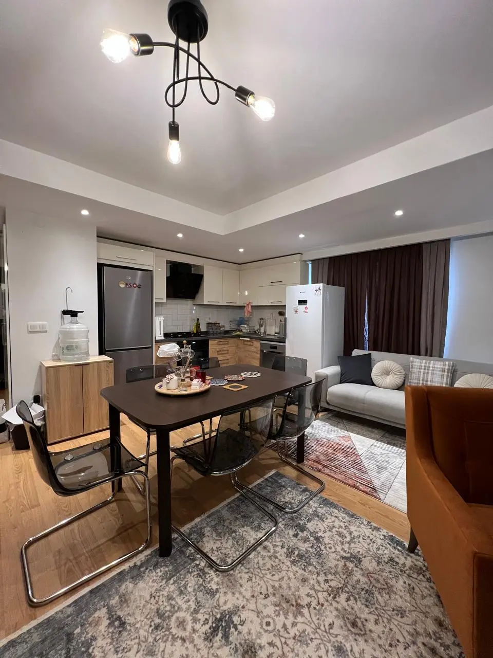 فروش واحدهای نقلی و خوش‌نقشه در بومونتی شیشلی