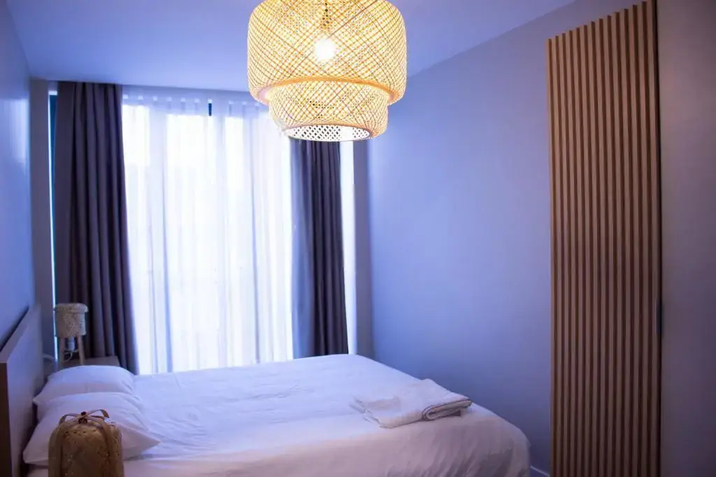 مجتمع لوکس با نگهبانی 24 ساعته و امنیت کامل در محله لونت استانبول