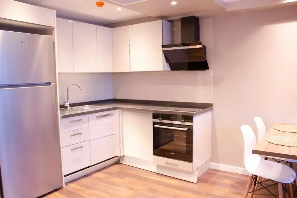 مجتمع لوکس با نگهبانی 24 ساعته و امنیت کامل در محله لونت استانبول