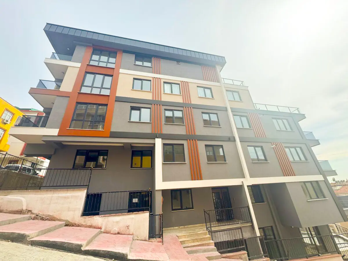 زندگی در محیطی آرام با دسترسی 5 دقیقه‌ای به ساحل هالیچ در بی اوغلو