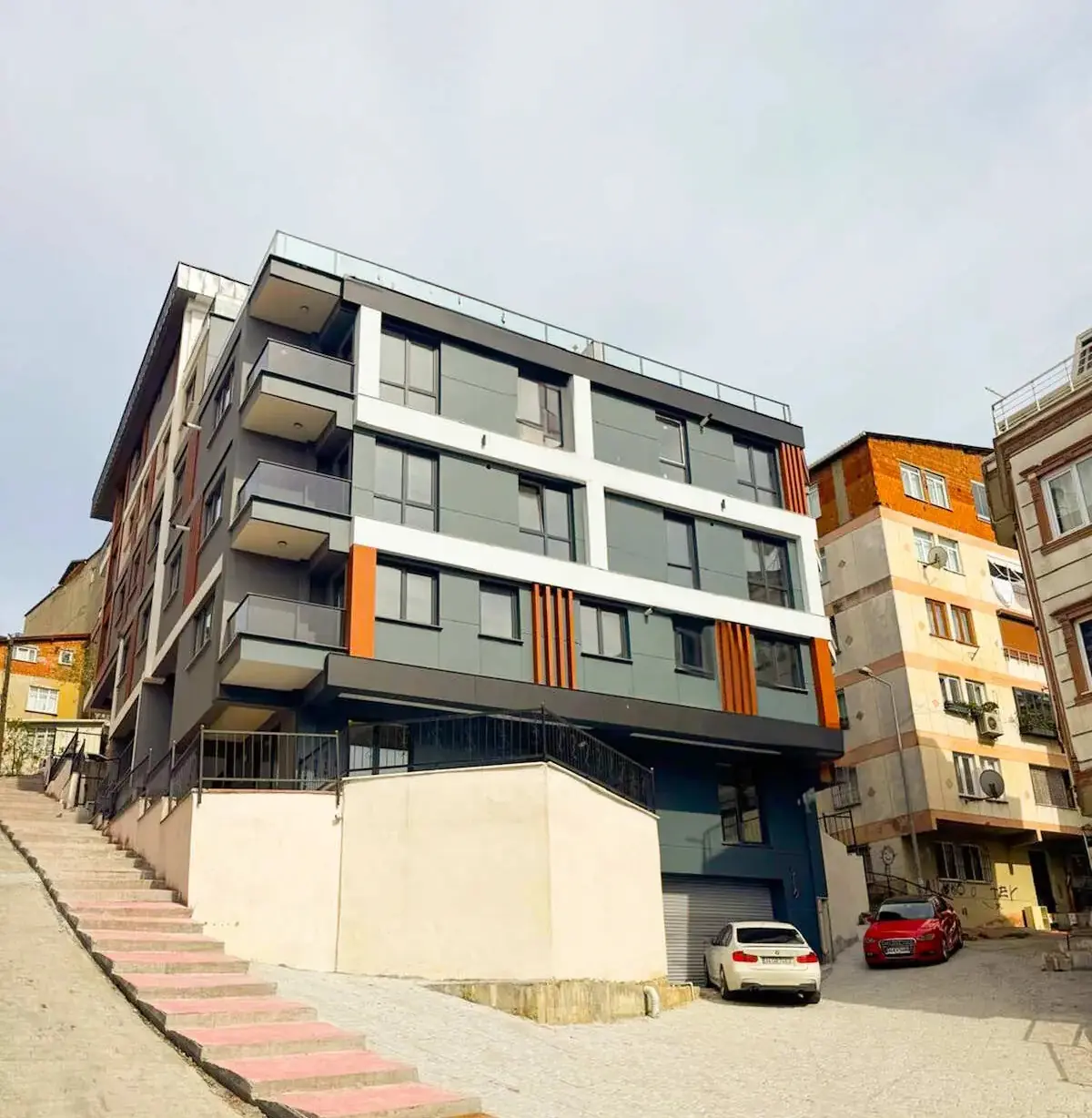 زندگی در محیطی آرام با دسترسی 5 دقیقه‌ای به ساحل هالیچ در بی اوغلو