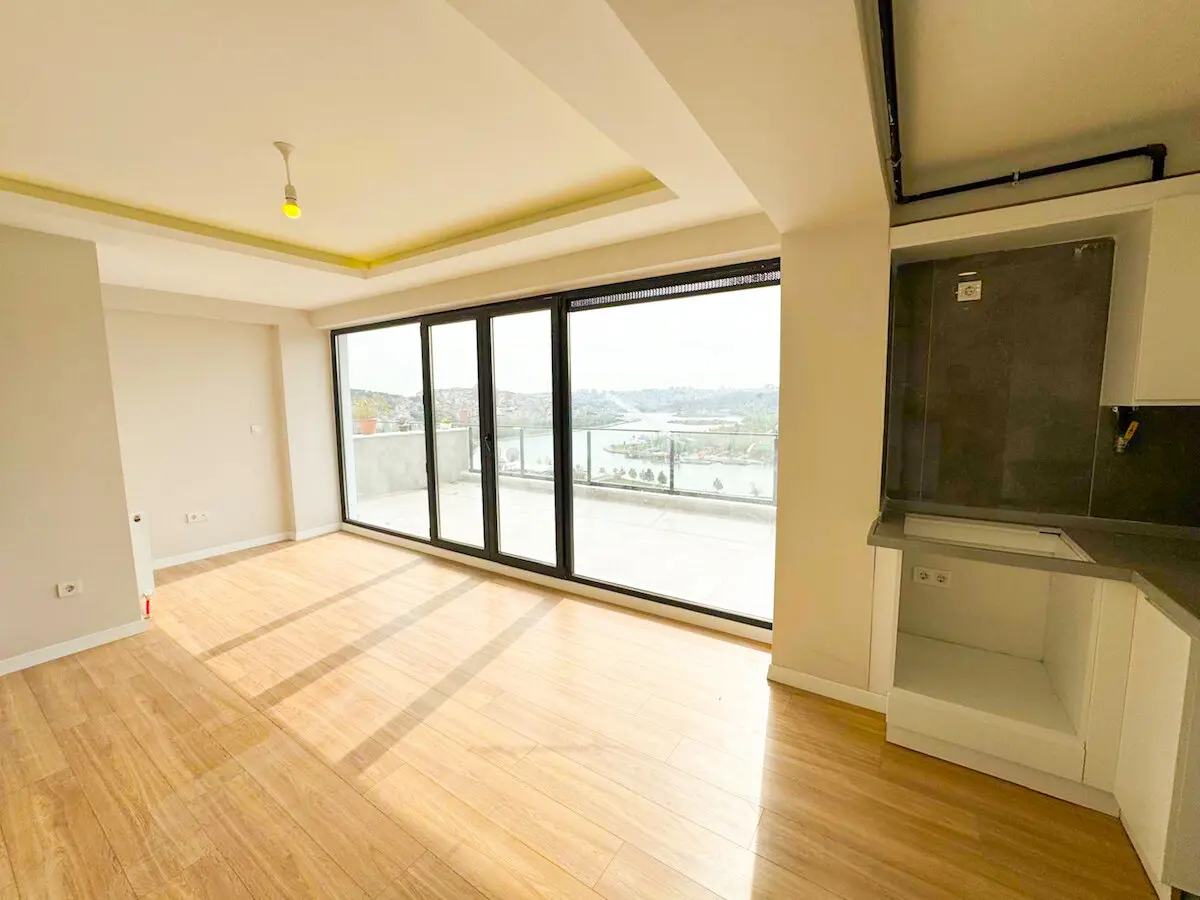 زندگی در محیطی آرام با دسترسی 5 دقیقه‌ای به ساحل هالیچ در بی اوغلو