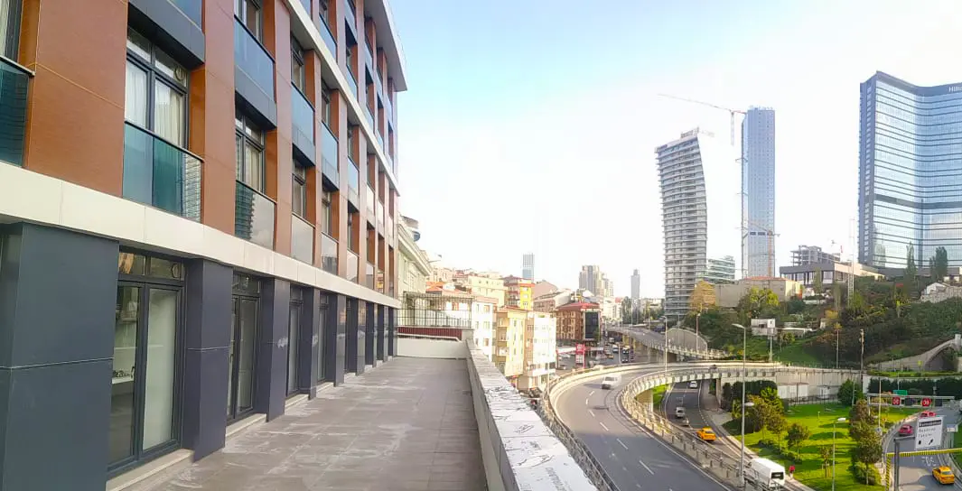 فروش واحدهای نوساز با دسترسی عالی در قلب محله‌ی بومونتی، شیشلی